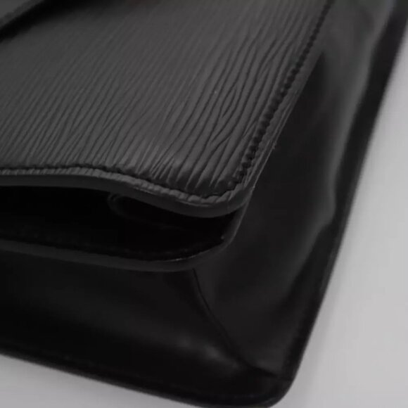 LOUIS VUITTON Epi Free Run Bicolor Shoulder Bag Red Black M52417 LV Auth SW055 - Picture 11 of 15